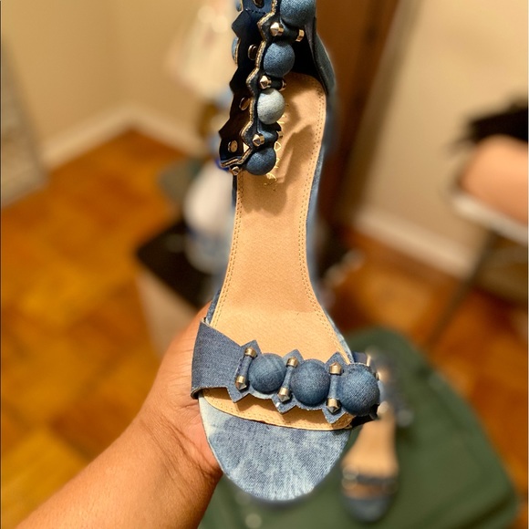 NWOT Denim wedge heels with beads - Picture 6 of 11